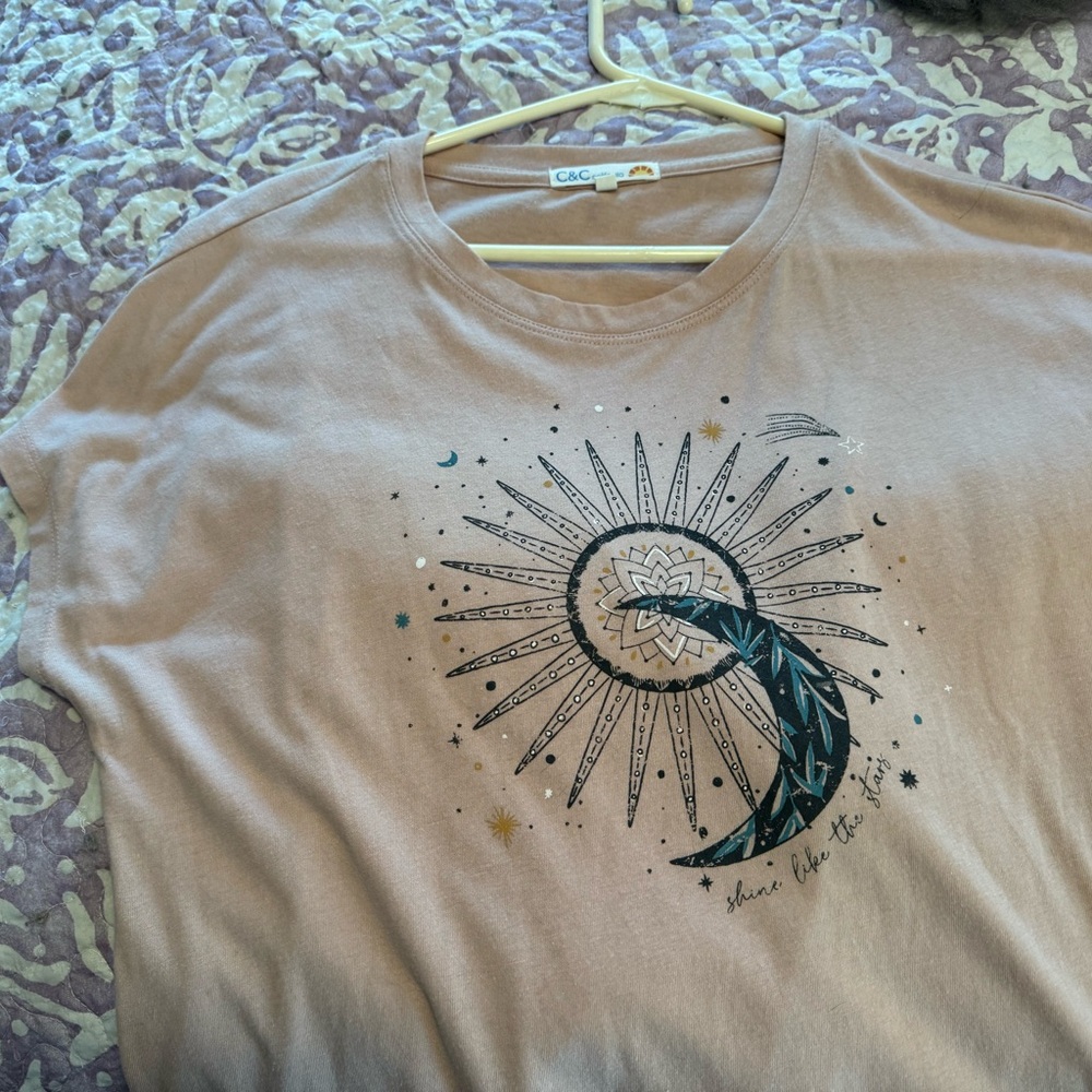 Womens short sleeved T Shirt